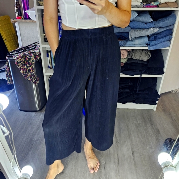Zara black culotte pants - Picture 2 of 6